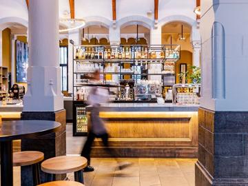 Grand Café Post-Plaza