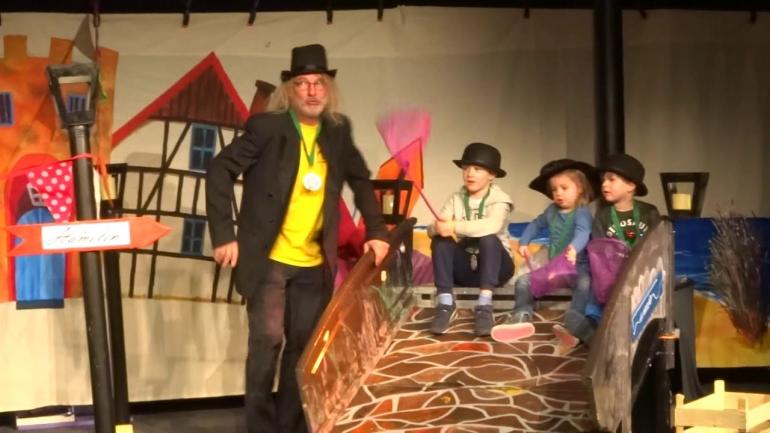 Kinder meespeeltheater 3+