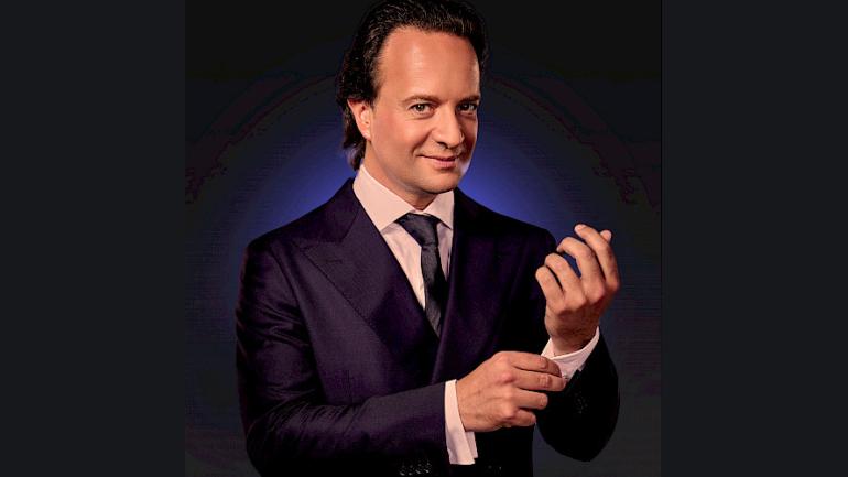 Amor De Mis Amores (A Tribute To Julio Iglesias)
