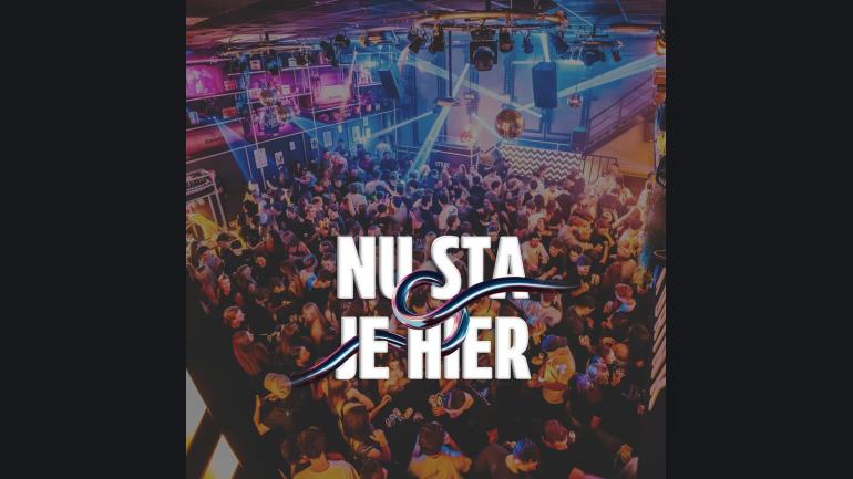 Nu Sta Je Hier