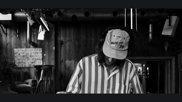 Vinyl Sessions: DJ Klapsalon