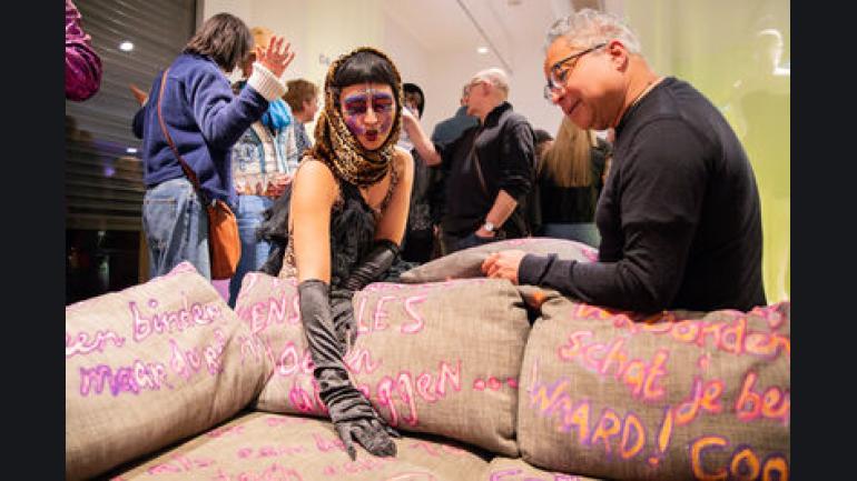 COMING OUT DAY