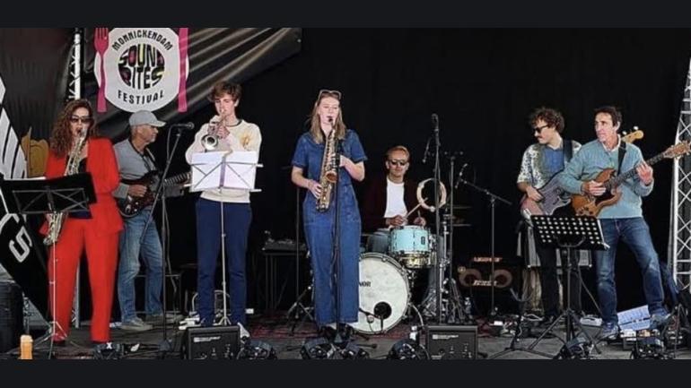 Take It Away - Live From Monnickendam / Zuiderwoude / Edam -