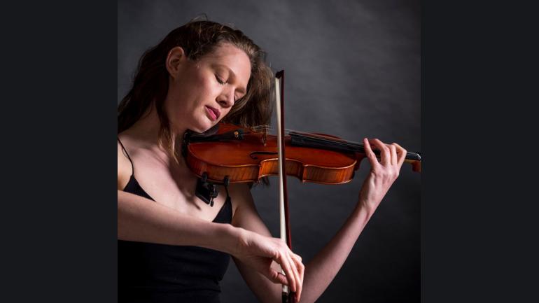 Onder Einaudi’s Vleugels
