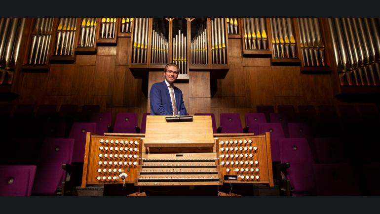 Canto Ostinato