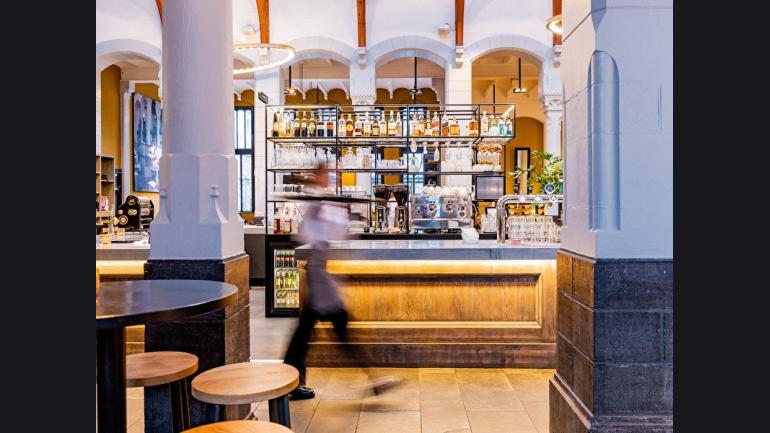 Grand Café Post-Plaza