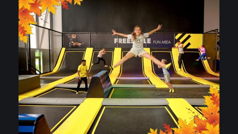 You Jump Ede by Boaz