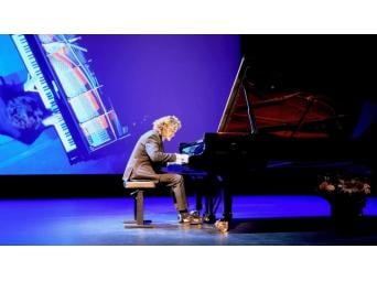 Koffie bij de Piano