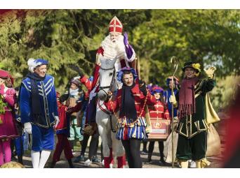 De Grote Sinterklaasfilm en de Vliegende Pieten