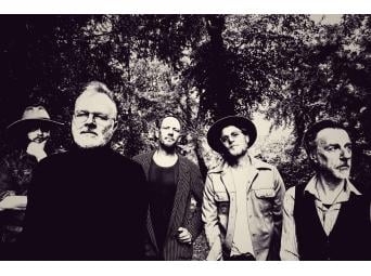 De Kappen: Her Majesty met Neil Young and Crazy Horse