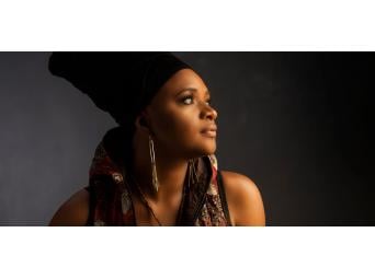 Lizz Wright