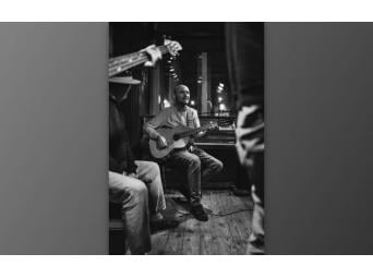 Acoustic Jam