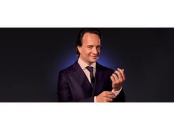 A Tribute to Julio Iglesias