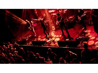 Pearl Jam by Rearviewmirror  Radiohead by Lost Child