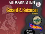 Met stickers beplakte gitaarkisten
