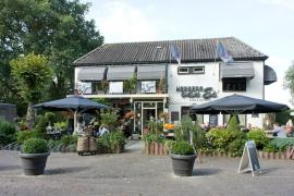 Herberg Van Es