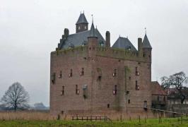KASTEEL DOORNENBURG