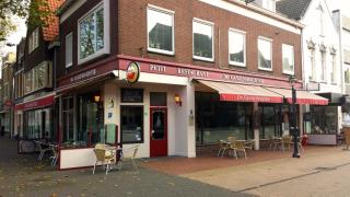 Petit restaurant en lunchroom ” De Ganzenhoedster ”