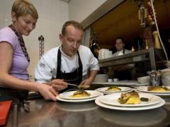 Mezzo Restaurant & Kamers